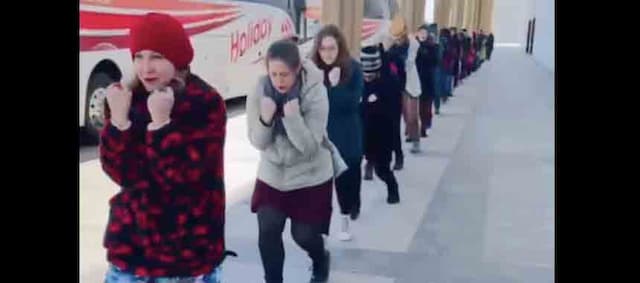 Cover Image for Liberals Protest Trump with Interpretive Dance Outside Kennedy Center