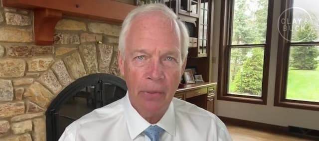 Cover Image for Sen. Ron Johnson on the FDA Covid Cover-Up and U.S. Fraud Crackdown